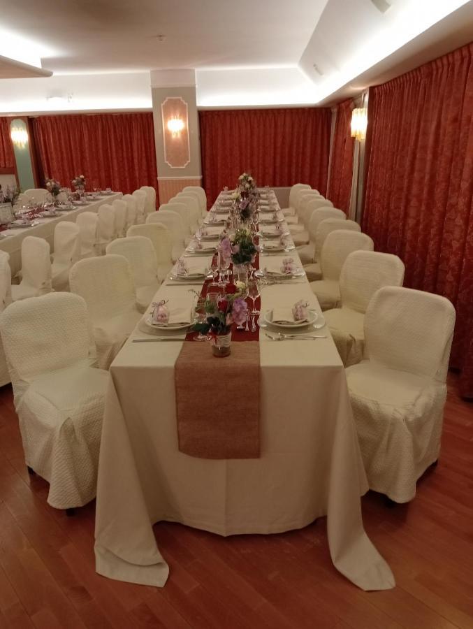 Hotel Grassetti Piediripa Bagian luar foto